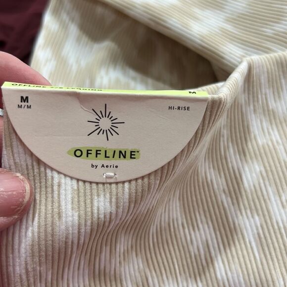 Aerie Offline Tan and White ribbed 7/8 leggings NWT size medium - Picture 9 of 14
